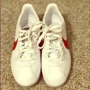 Nike Cortez tennis shoes